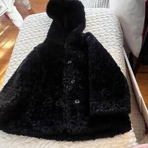 Gymboree Girls Vintage 2001 Black Faux Fur Jacket Coat Size 4T Hooded
